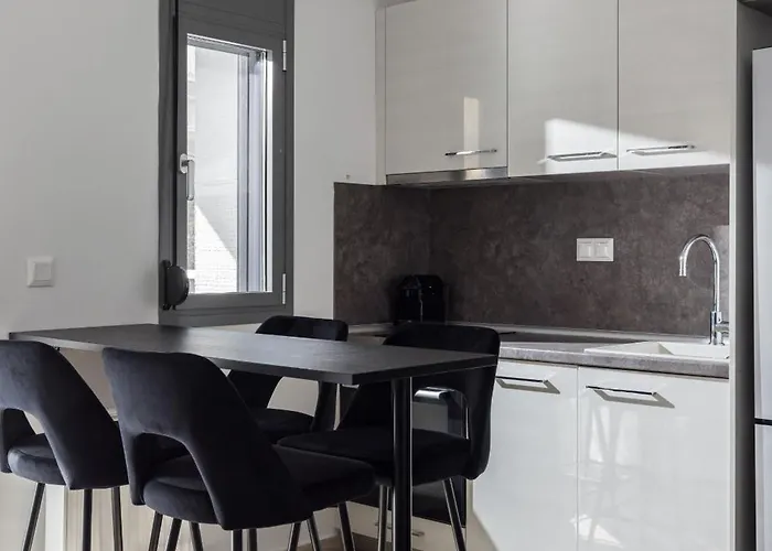 Lobster Chic By Binobi! *